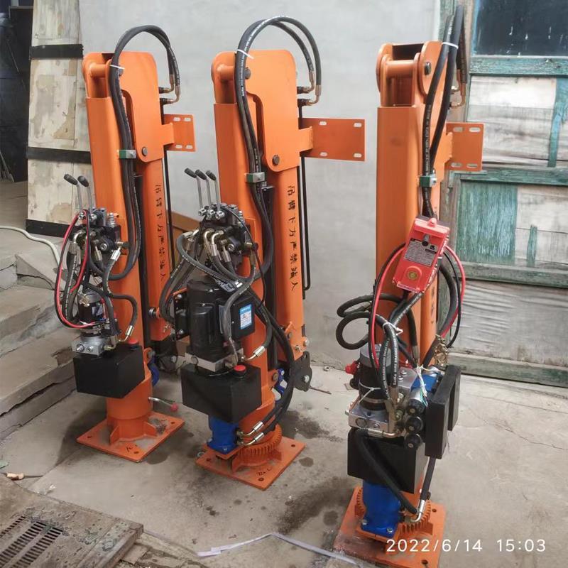 沁县重汽蓝牌随车吊 3.2吨 国六动力强 液压驱动 农用自卸起重机